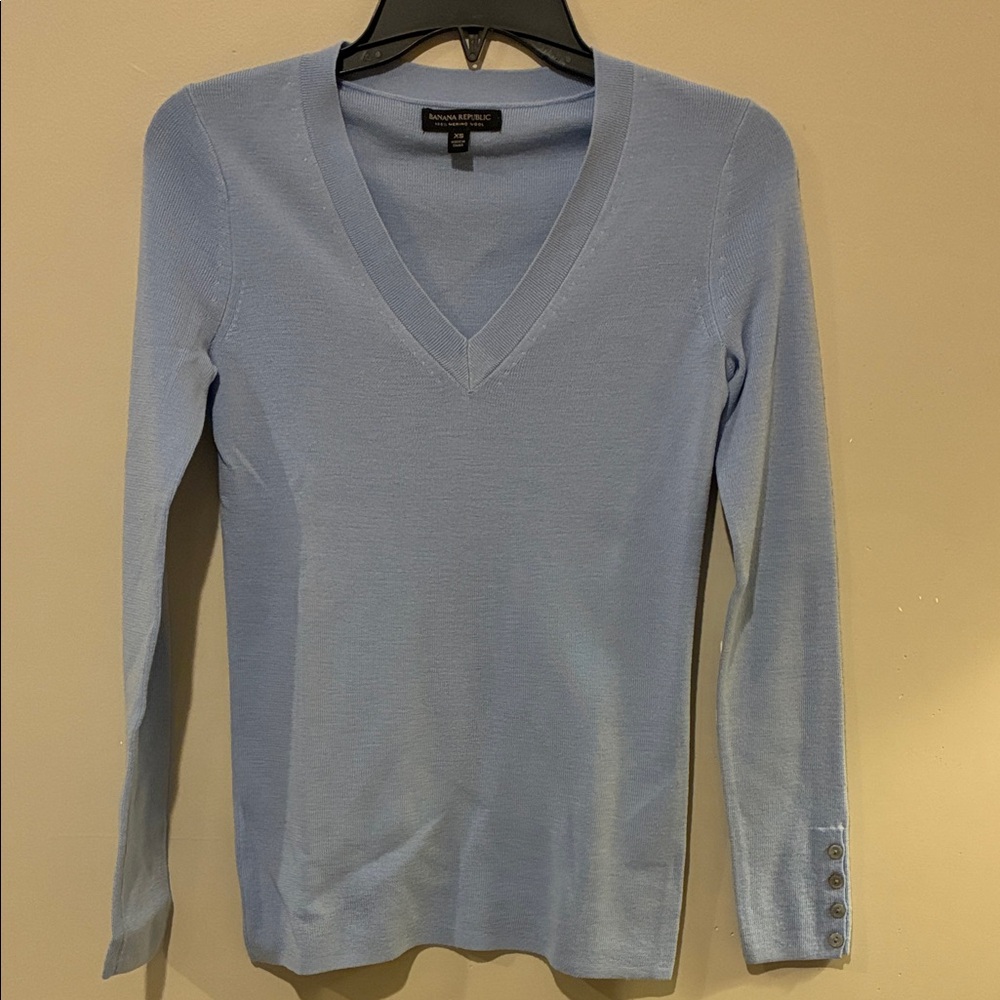 Banana Republic Sky Blue V-Neck Pullover
